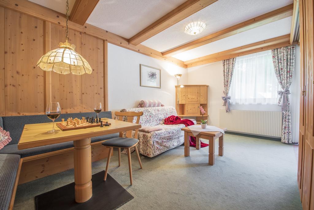 Landhotel Aelpili 사슈른 외부 사진