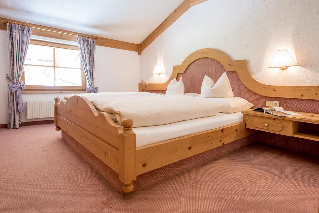 Landhotel Aelpili 사슈른 외부 사진